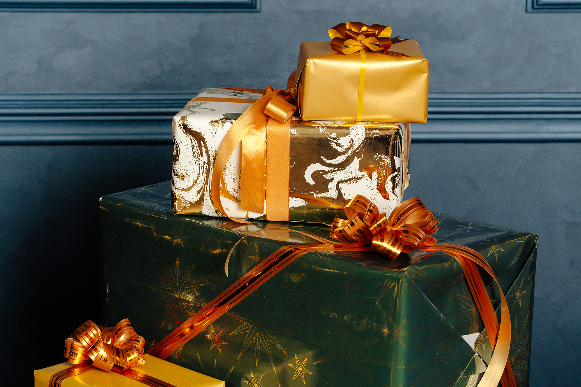 'Tis the Season to Be Giving: A Healthy Holiday Gift Guide