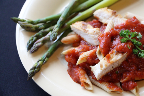 Image of pasta and asparagus from a UGA dining hall.