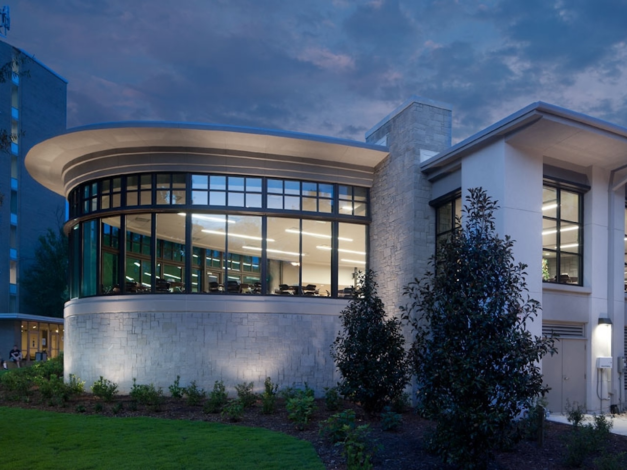 Oglethorpe Dining Commons exterior